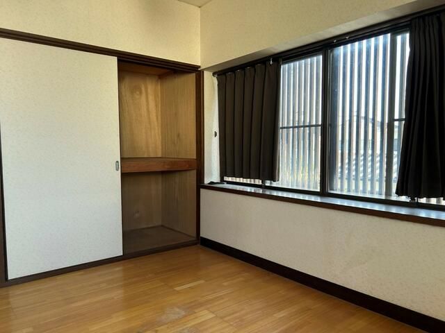 5LDK House for Sale in Matsuyama, Ehime - 116.39m² - Thumbnail 4