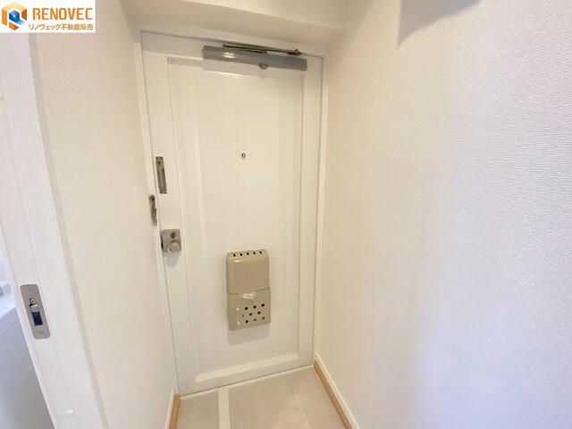 Renovated 2LDK Apartment for Sale in Sakai Minami Ward, Osaka - Thumbnail 2