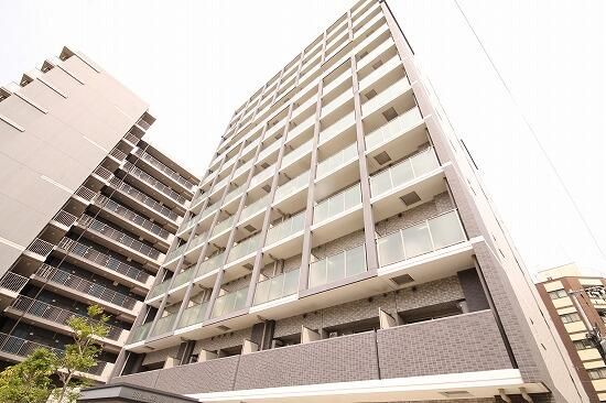 1K Apartment for Sale in Naniwa, Osaka - Near Imamiya Station - Thumbnail 2