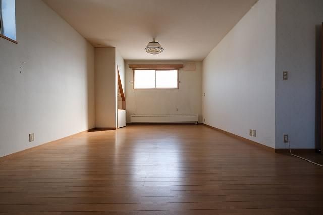4LDK Detached House for Sale in Hakodate, Hokkaido - Thumbnail 2