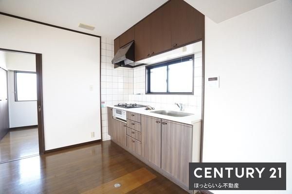 4LDK Apartment for Sale in Miyakonojo, Miyazaki - Thumbnail 4