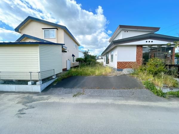 4LDK House for Sale in Kitami, Hokkaido with Large Land Plot - Thumbnail 3
