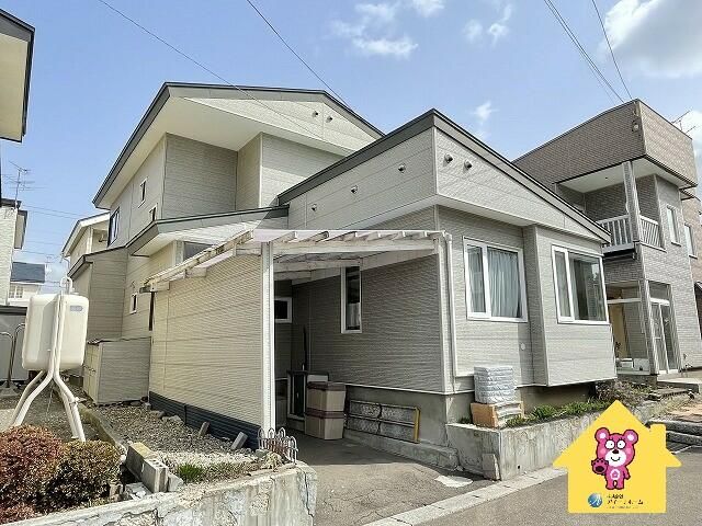 5LDK House for Sale in Hakodate, Hokkaido - 880万円 - Thumbnail 2