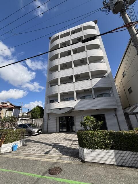 Renovated 1K Apartment for Rent in Sumiyoshi, Osaka | Near Sumiyoshikoen Station - Thumbnail 2