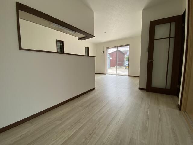 4LDK Modern House for Sale in Higashi-Osaka, Osaka - Thumbnail 3