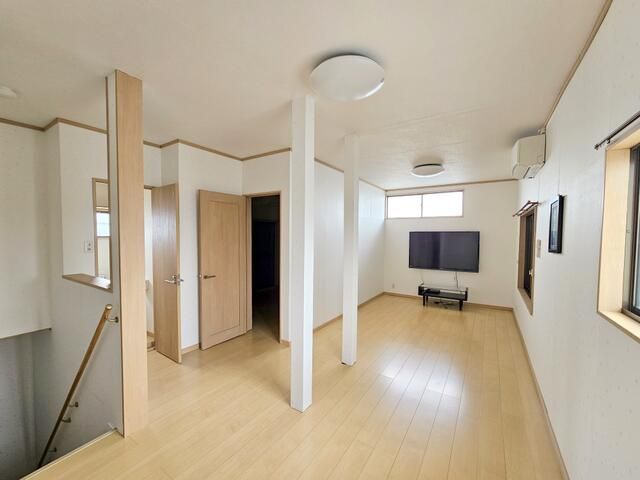 5LDK Used House for Sale in Chikusei, Ibaraki - 130.82m² - Image 1