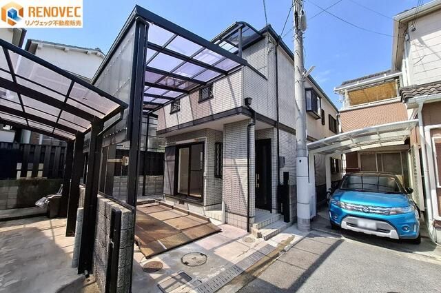 Renovated 4LDK Family House for Sale in Sakai, Osaka - Image 1