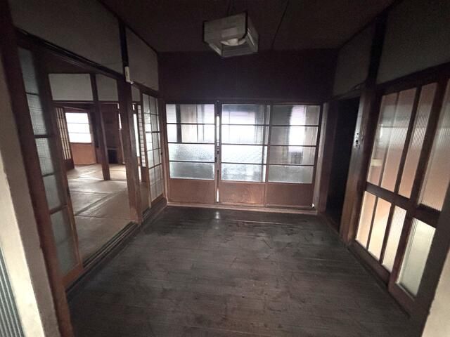 7LDK Detached House for Sale in Oshu, Iwate - Akiya Bank Property - Thumbnail 4