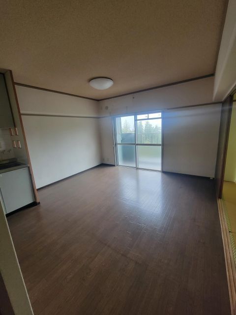 2LDK Apartment for Sale in Itoda Town, Fukuoka for 980,000 Yen - Thumbnail 3