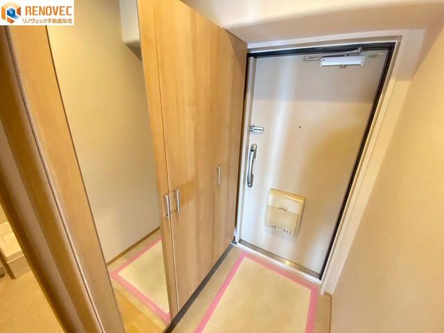 Renovated 2LDK Apartment in Sakai, Osaka - 67.8 sqm - Thumbnail 2