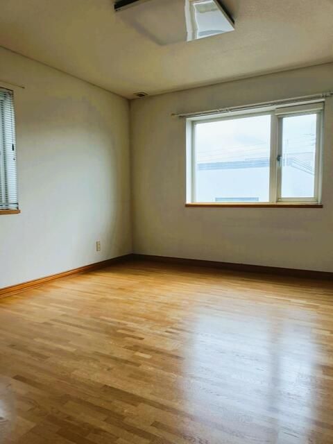 4LDK Detached House for Sale in Sapporo Shiraishi-ku, Hokkaido - Thumbnail 3