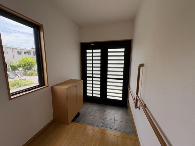 Renovated 3LDK House in Niihama, Ehime - 109.44 sqm - Thumbnail 2