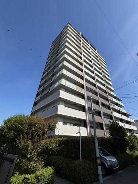 3LDK Apartment for Sale in Higashisumiyoshi, Osaka - Thumbnail 3