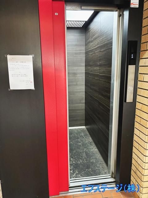 Renovated 2LDK Apartment for Sale in Central Naruto City, Tokushima - Thumbnail 3