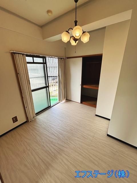 Renovated 2LDK Apartment for Sale in Central Naruto City, Tokushima - Thumbnail 4