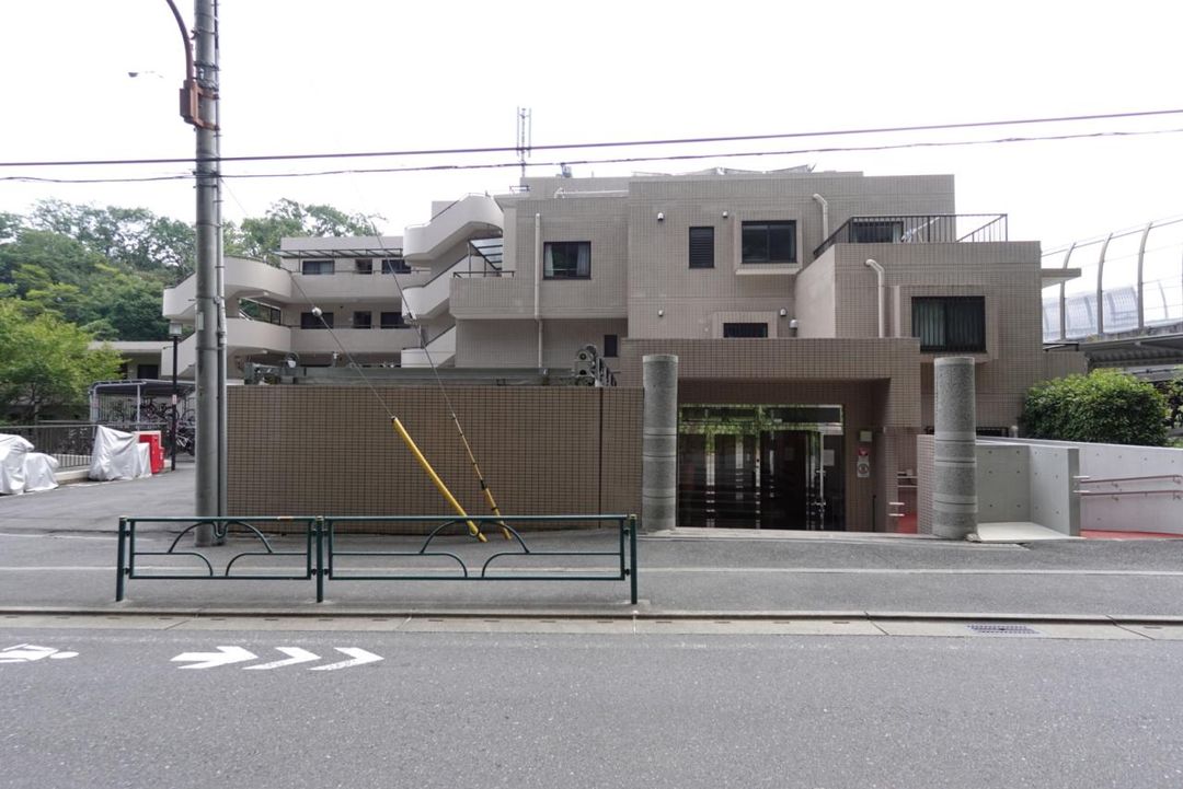 4LDK Apartment for Sale in Hachioji, Tokyo - 97.81 sqm - Thumbnail 3