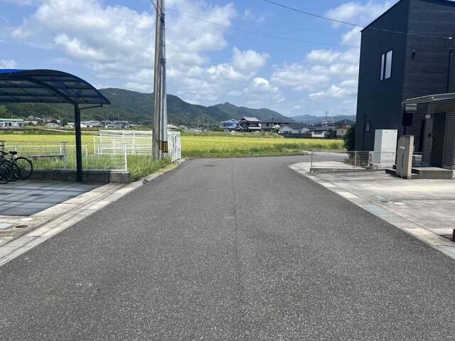 4LDK Detached House for Sale in Kōnan City, Kōchi - Image 1
