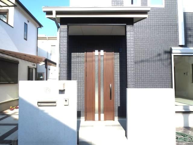 4LDK Solar-Powered House for Sale in Sakai, Osaka - Thumbnail 3