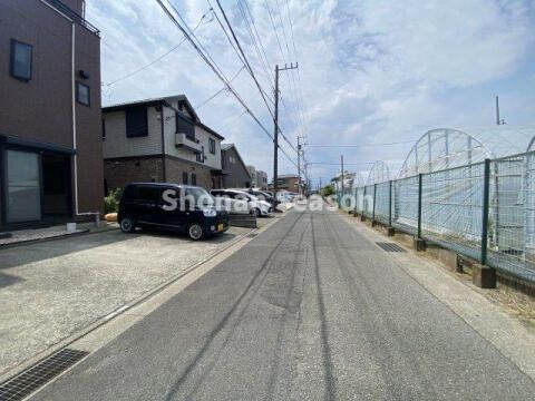 5LDK Two-Generation House for Sale in Hiratsuka, Kanagawa - Thumbnail 4
