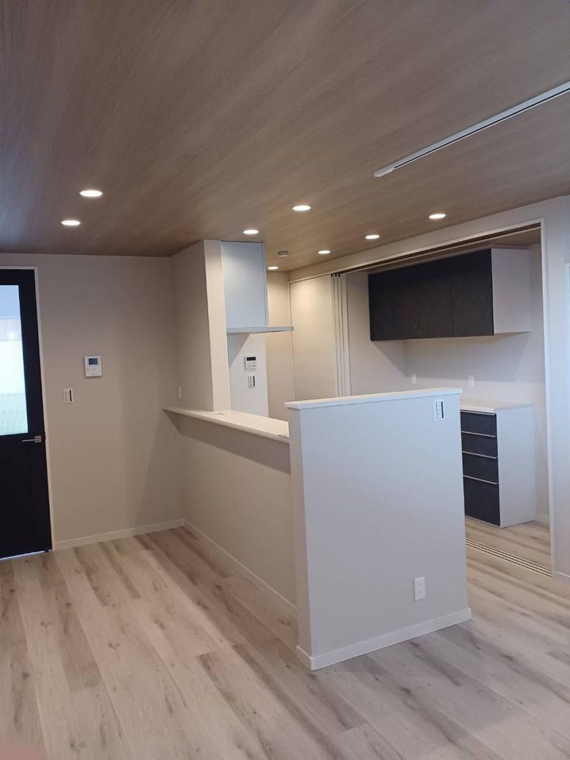New 4LDK House in Higashiosaka with Osaka Views & 2 Parking - Thumbnail 3