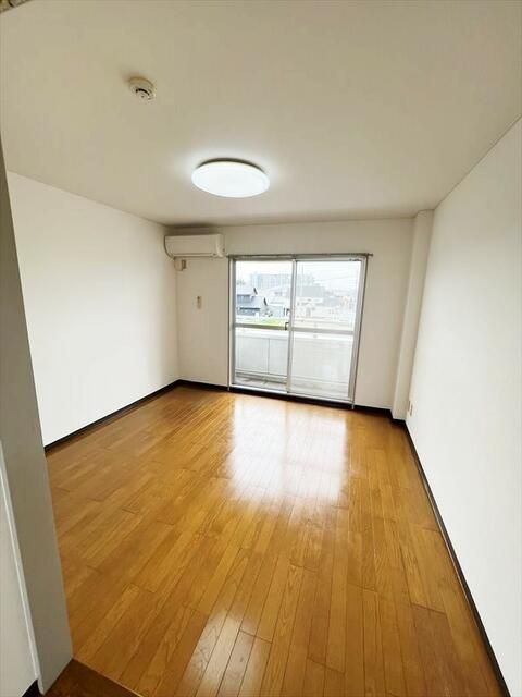 1K Apartment for Rent in Hokata Town, Gifu - 25,000 Yen - Thumbnail 3