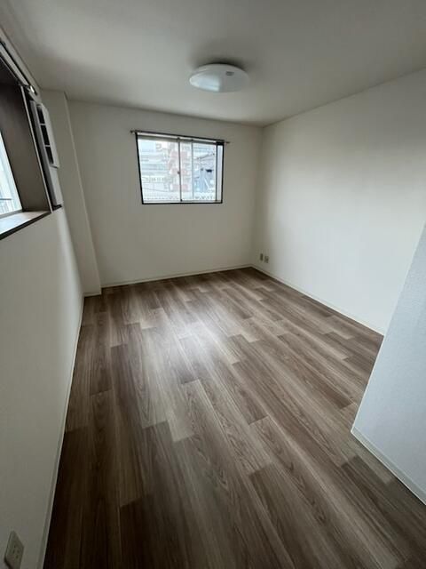Osaka Studio Apartment for Rent Near Teradacho Station - Thumbnail 4
