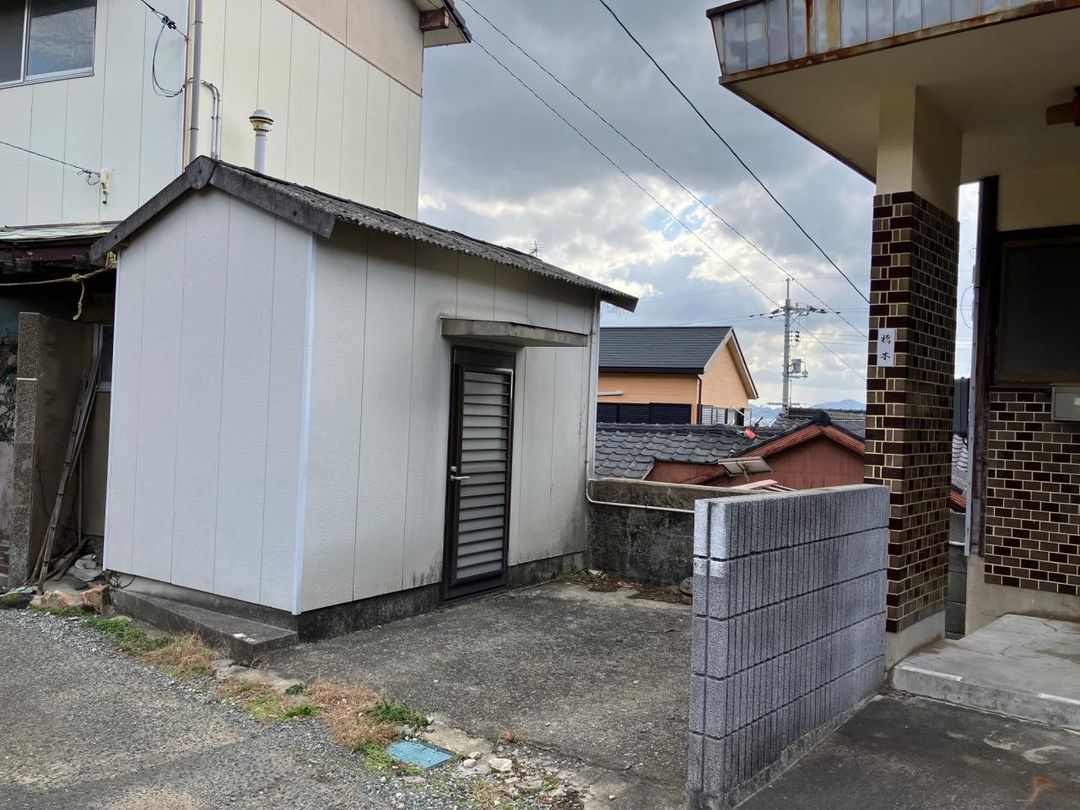 Seaside House with Japan Sea Sunset Views in Shimonoseki - Thumbnail 2