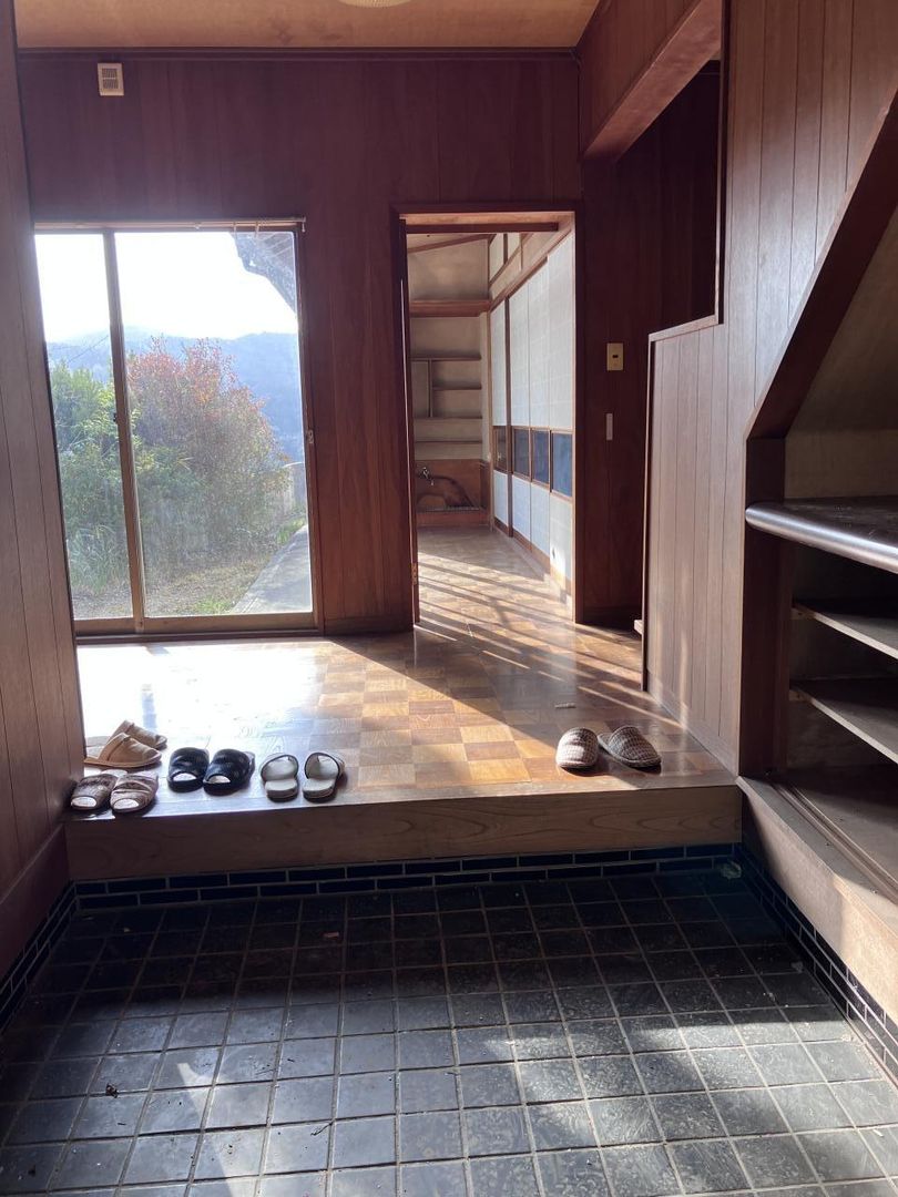 6LDK Corner Lot House for Sale in Matsue, Shimane - Thumbnail 3