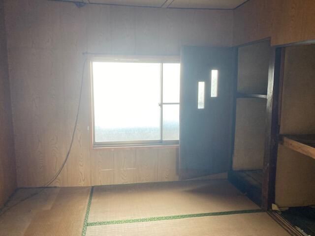 1933 Built 3DK House for Sale in Higashisumiyoshi, Osaka - Thumbnail 4