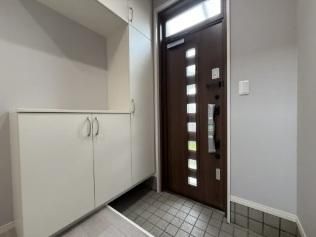 Renovated 4LDK Detached House for Sale in Minamihoro, Hokkaido - Thumbnail 3