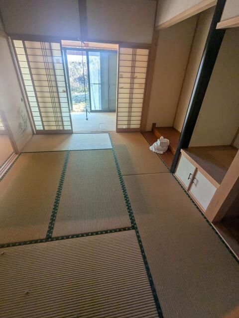2010 4DK Single-Story House on Large Corner Lot in Toyohashi - Thumbnail 4