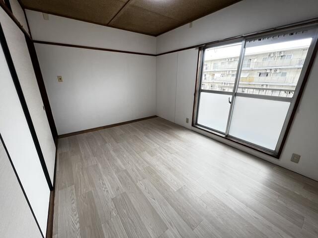 3DK Apartment for Sale in Kagamihara, Gifu - Tsukioka Danchi - Thumbnail 4