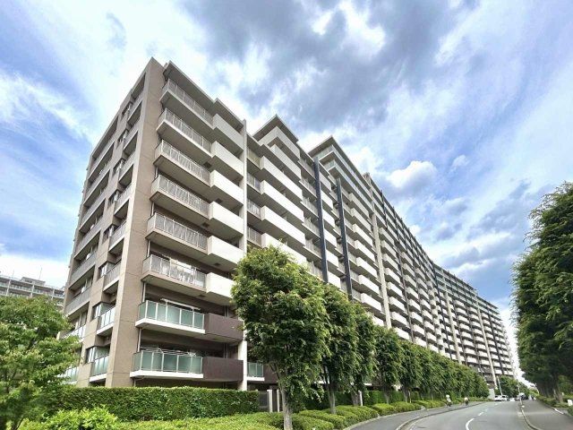 4LDK Apartment for Sale in Abiko, Chiba – 96.35sqm Renovated Unit - Thumbnail 3