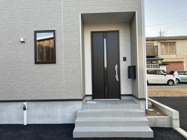 New 4LDK House in Toyohashi with Seismic SAFE365 & Roof Balcony - Thumbnail 3