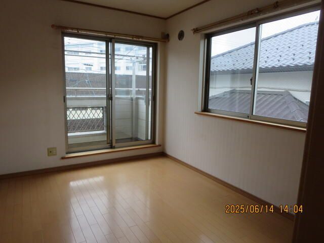 4LDK Detached House for Sale in Sagamihara, Kanagawa - Thumbnail 2