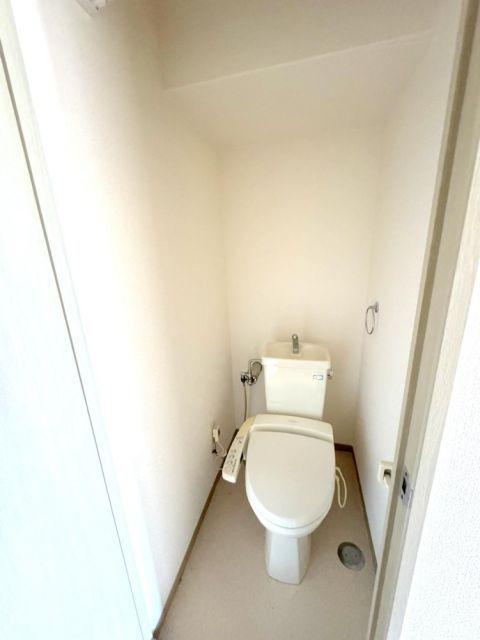1K Apartment for Sale in Nagasaki City, Nagasaki - Thumbnail 3