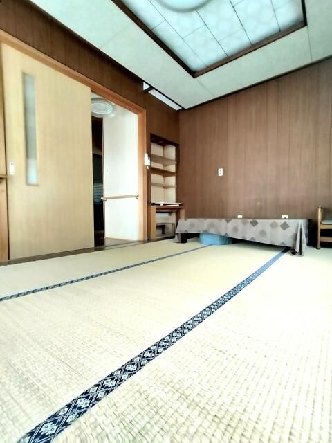 Coastal 6DK House for Sale in Ainan Town, Ehime - Thumbnail 3