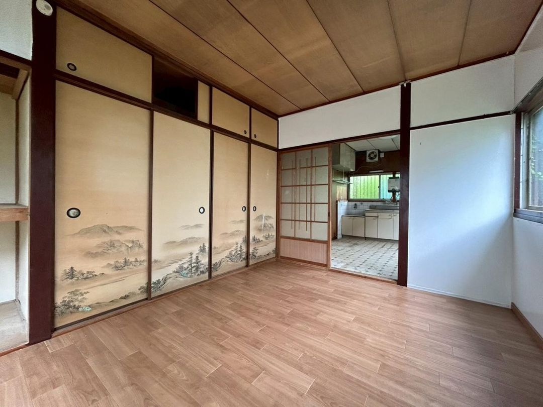 4DK House for Sale in Hannan City, Osaka - Quiet Area - Thumbnail 2