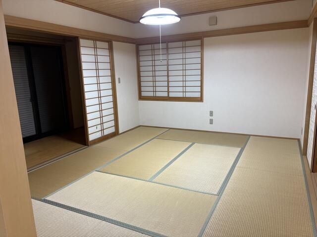 Used 2LDK House in Yachiyo-machi, Ibaraki - 95 sqm - Thumbnail 4