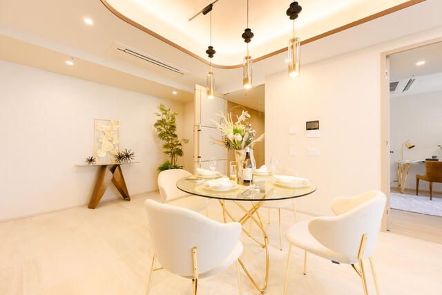 Mita Garden Hills Park Mansion 3LDK for Sale in Minato, Tokyo - Thumbnail 3
