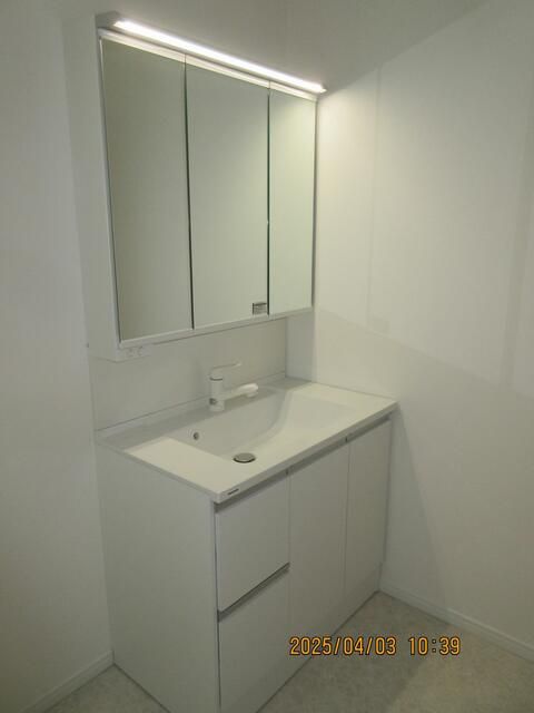 New 4LDK House for Sale in Ibaraki, Osaka - 2025 Build - Thumbnail 4