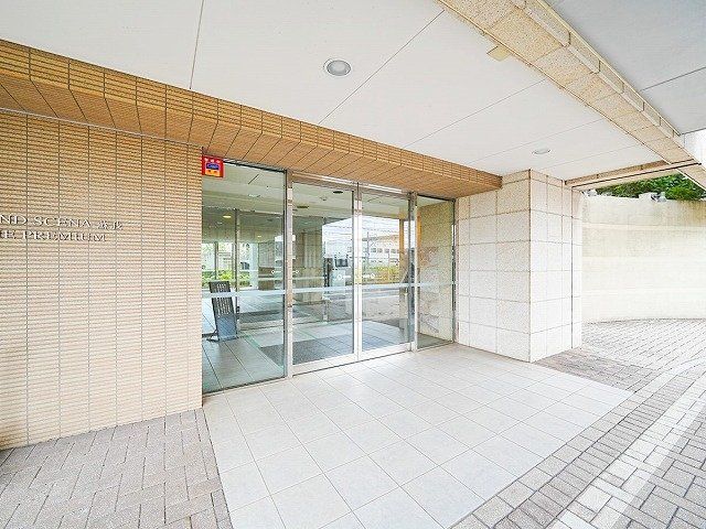 Renovated 3LDK Apartment Near Soga Station, Chiba City - Thumbnail 4