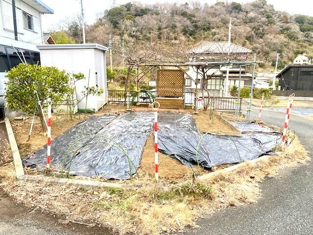 52 sqm Land Plot in Hayama, Kanagawa - Ideal for Garden or Parking - Thumbnail 4