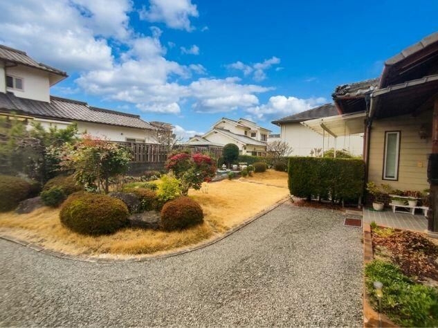 4SLDK Detached House for Sale in Matsuyama, Ehime - Thumbnail 2