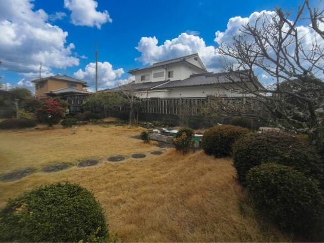 4SLDK Detached House for Sale in Matsuyama, Ehime - Thumbnail 3