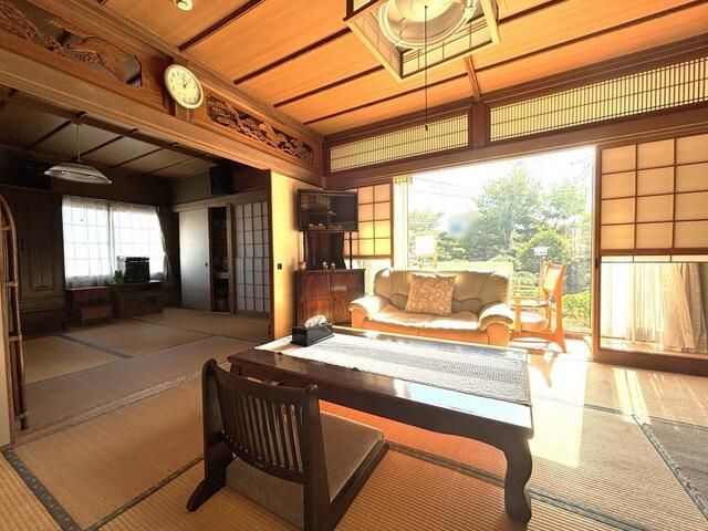 3LDK House with Detached Cottage in Sapporo's Kiyota Ward - Thumbnail 2