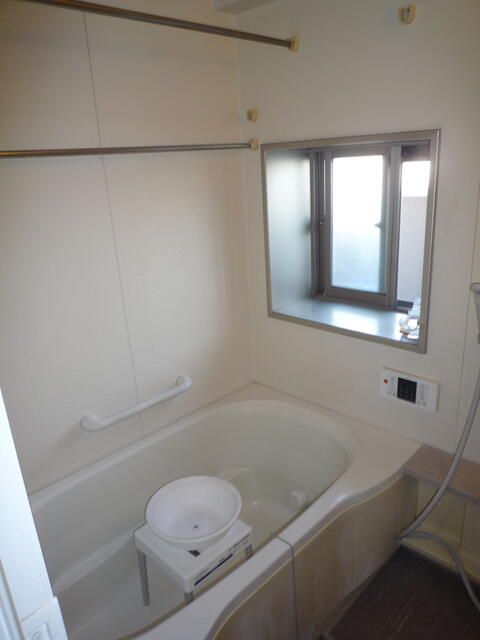 3LDK Apartment for Sale in Yamatokoriyama, Nara | 71.78 sqm - Thumbnail 2