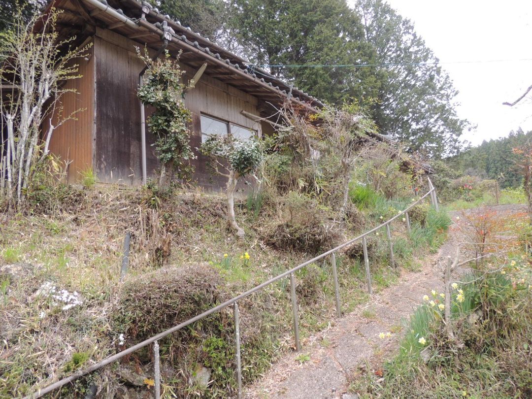 Used 6DK Detached House in Misaki-cho, Okayama with Large Land - Thumbnail 4