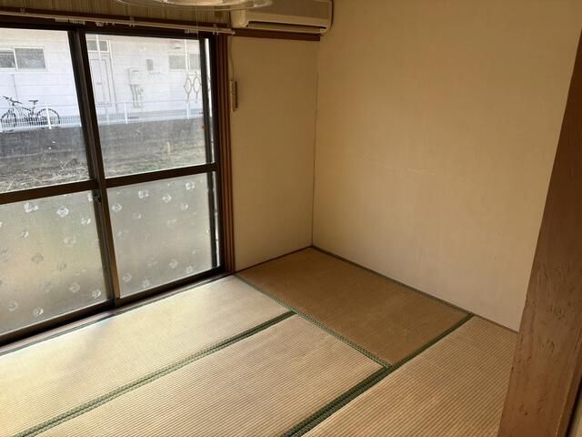 1K Apartment for Rent in Kirishima, Kagoshima - 18,000 JPY - Thumbnail 3