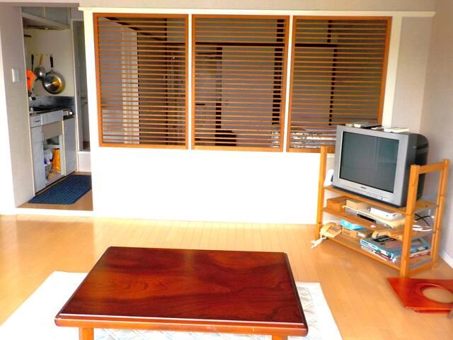 Renovated 1LDK Ocean View Apartment for Sale in Shirahama - Thumbnail 4